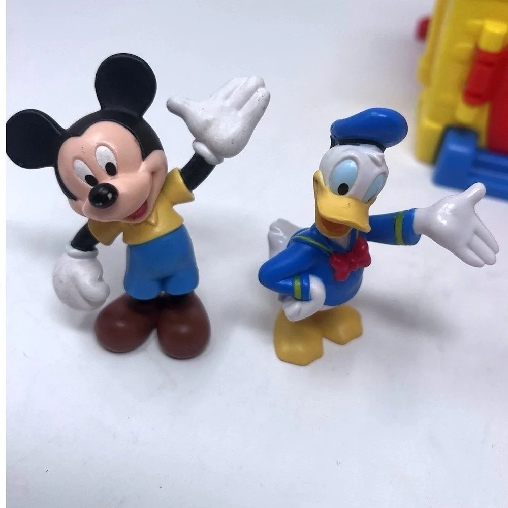 Vintage 90s Mattel Disney Mickey Mouse Carry Around School Playset 6 Figures